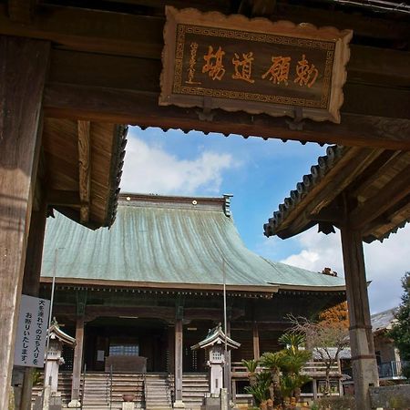 Oyo Hotel Exsaison Sugamo Токіо Екстер'єр фото