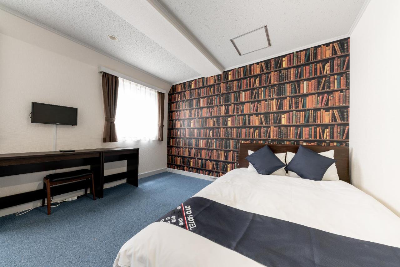 Oyo Hotel Exsaison Sugamo Токіо Екстер'єр фото
