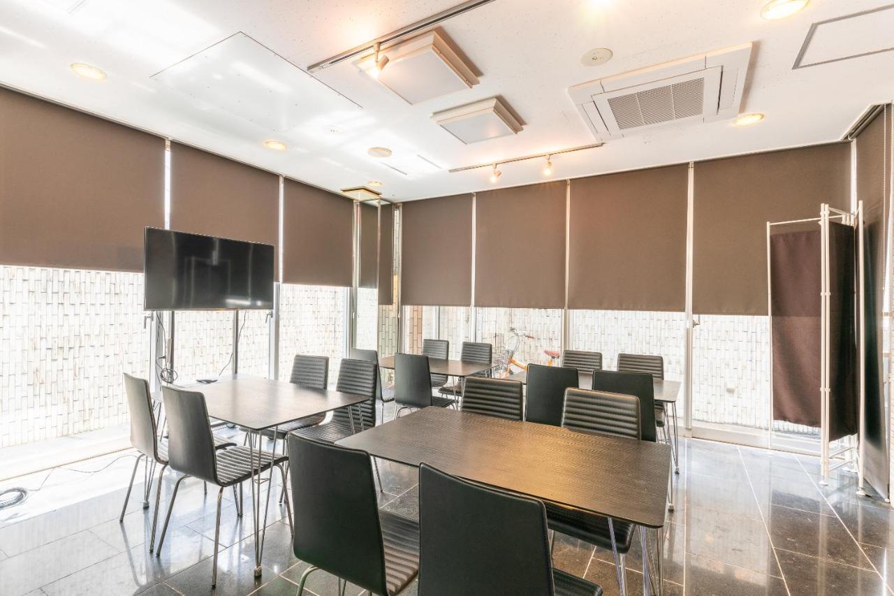 Oyo Hotel Exsaison Sugamo Токіо Екстер'єр фото