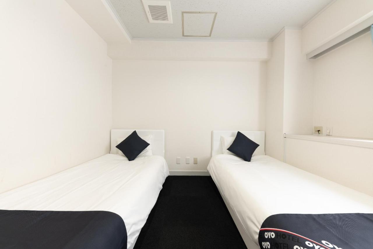 Oyo Hotel Exsaison Sugamo Токіо Екстер'єр фото