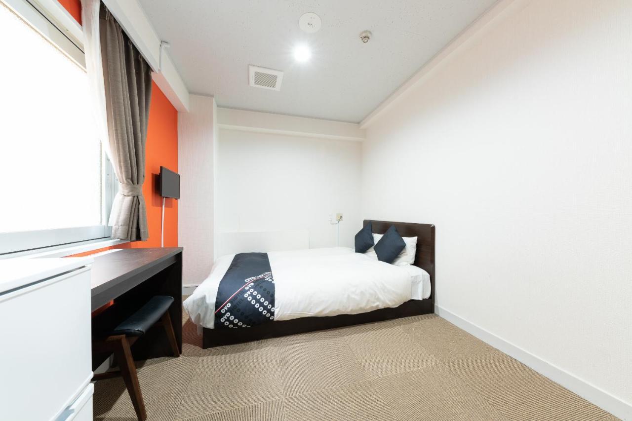 Oyo Hotel Exsaison Sugamo Токіо Екстер'єр фото