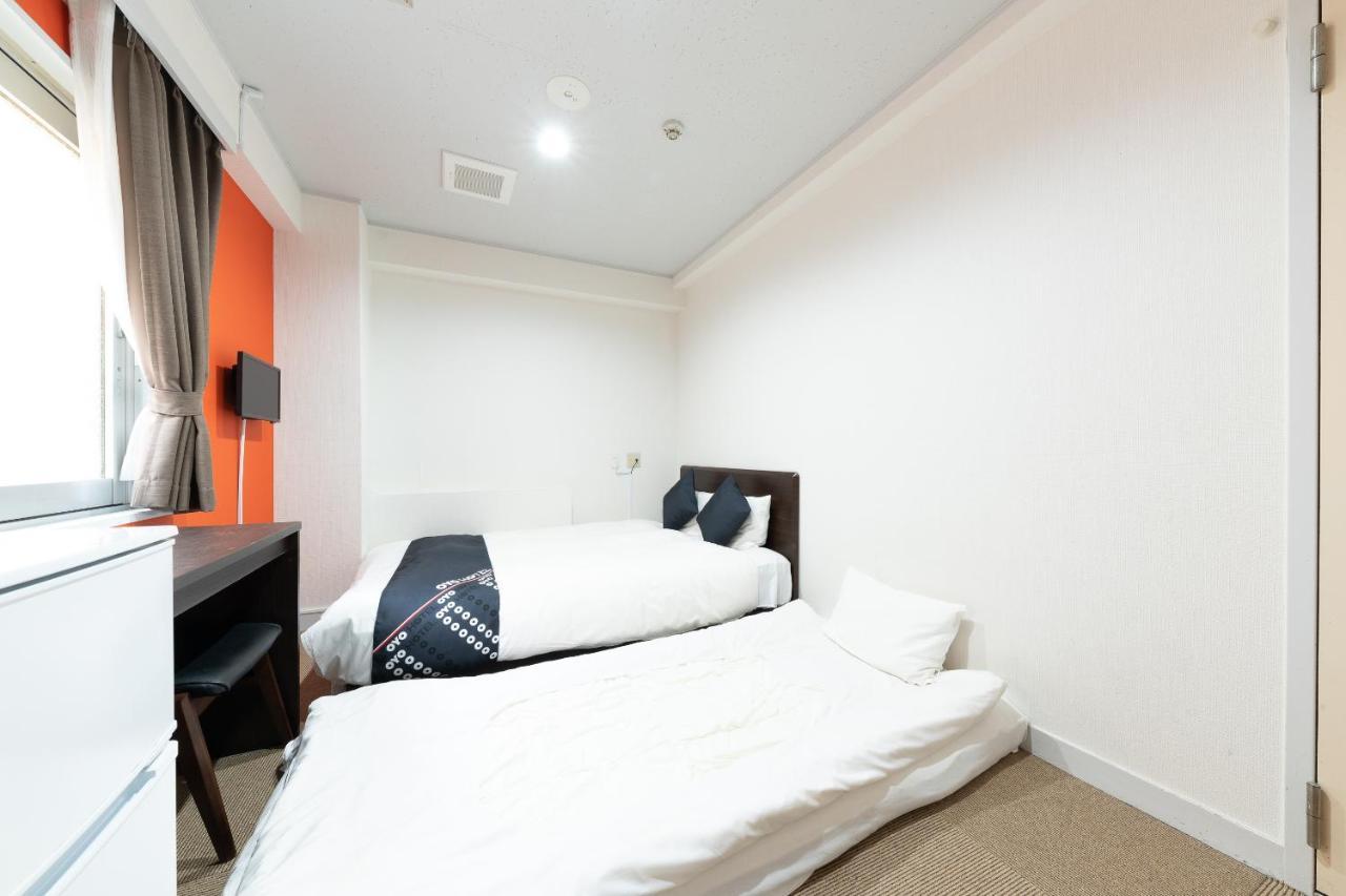 Oyo Hotel Exsaison Sugamo Токіо Екстер'єр фото