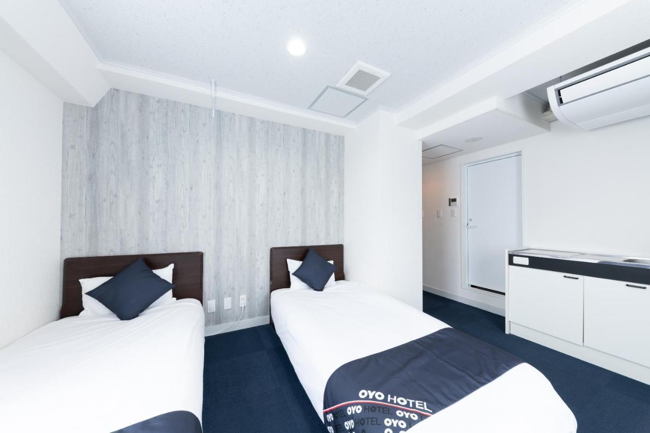 Oyo Hotel Exsaison Sugamo Токіо Екстер'єр фото
