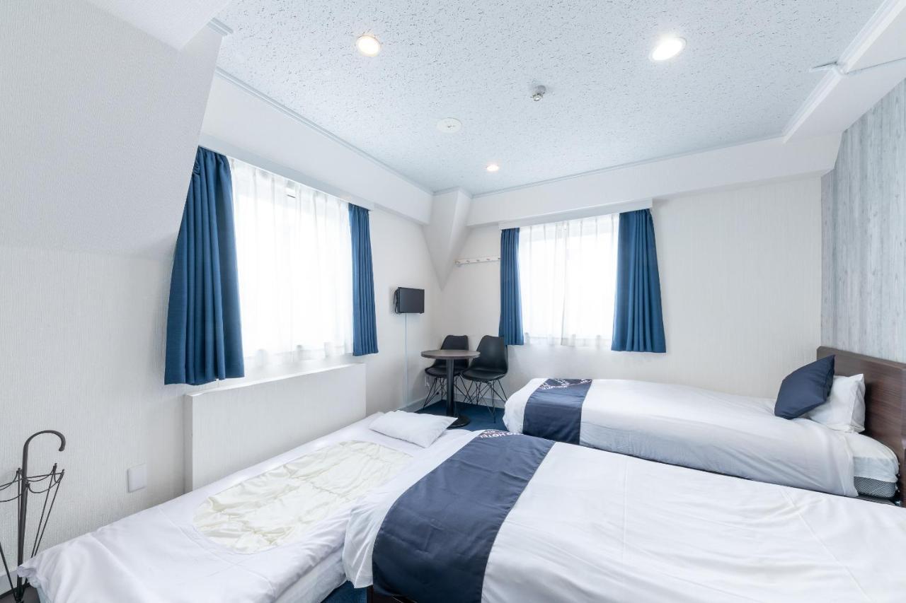 Oyo Hotel Exsaison Sugamo Токіо Екстер'єр фото